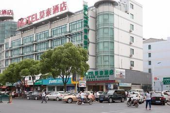 Motel 168 Shanghai Nanhui Huinan Subway Station Экстерьер фото
