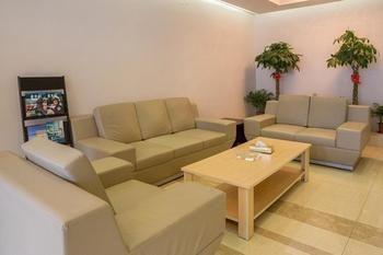 Motel 168 Shanghai Nanhui Huinan Subway Station Экстерьер фото