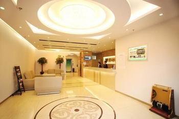 Motel 168 Shanghai Nanhui Huinan Subway Station Экстерьер фото