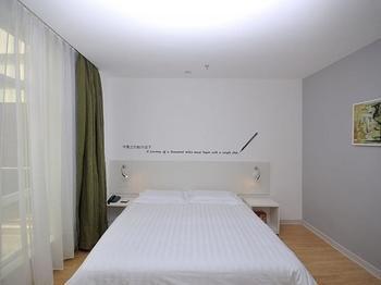 Motel 168 Shanghai Nanhui Huinan Subway Station Экстерьер фото